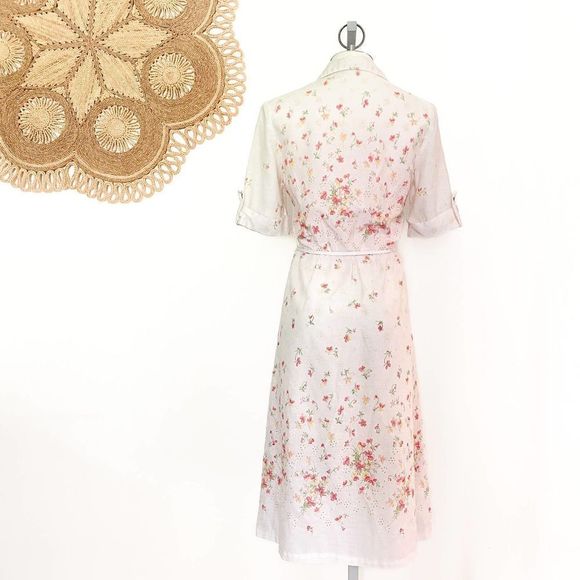 Vintage 1950s Retro Cottagecore Dress, Mid Century Boho Fairy Floral Shirt Dress - Picture 9 of 14